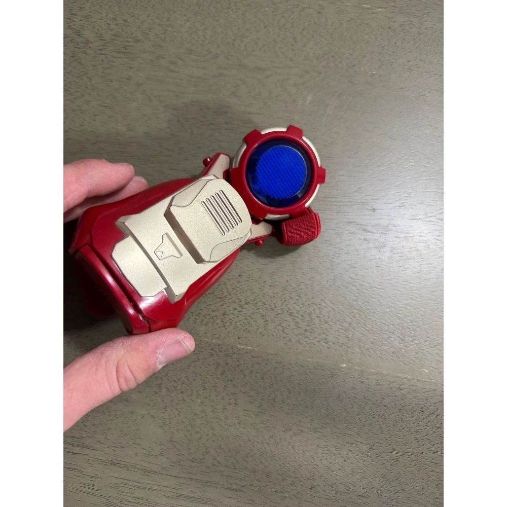 Marvel Iron Man Repulsor Wrist Gauntlet Toy Red Gold Avengers Roleplay Accessory - Picture 4 of 6